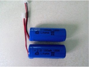 18500磷酸铁锂电池