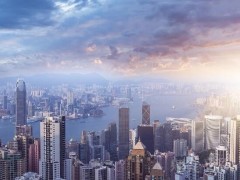 中国富豪美国、瑞士销户取钱涌入香港？