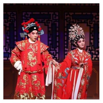 深圳粤剧团-深圳粤剧团,深圳的粤剧艺术家们把中华戏曲的艺术魅力传播到海外，让粤剧这朵